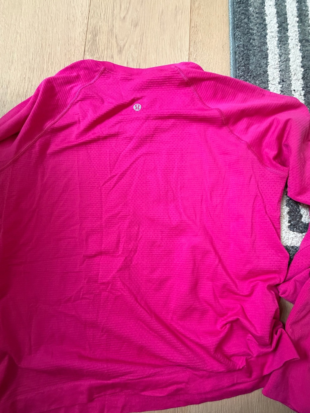 lululemon athletica Long Sleeve Tee - Bright Fuchsia Pink - Picture 2 of 3